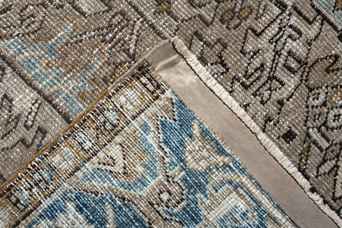 Antique Heriz Area Rug (7' x 10')